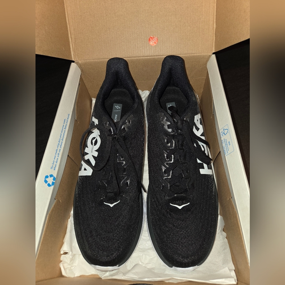 Hoka Mach 5 Size 10B Womens Black